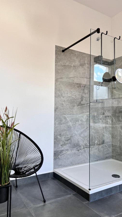 Exklusives City-Apartment Im Herzen Oldenburgs Mit Balkon Und Parkplatz A36 Exteriör bild