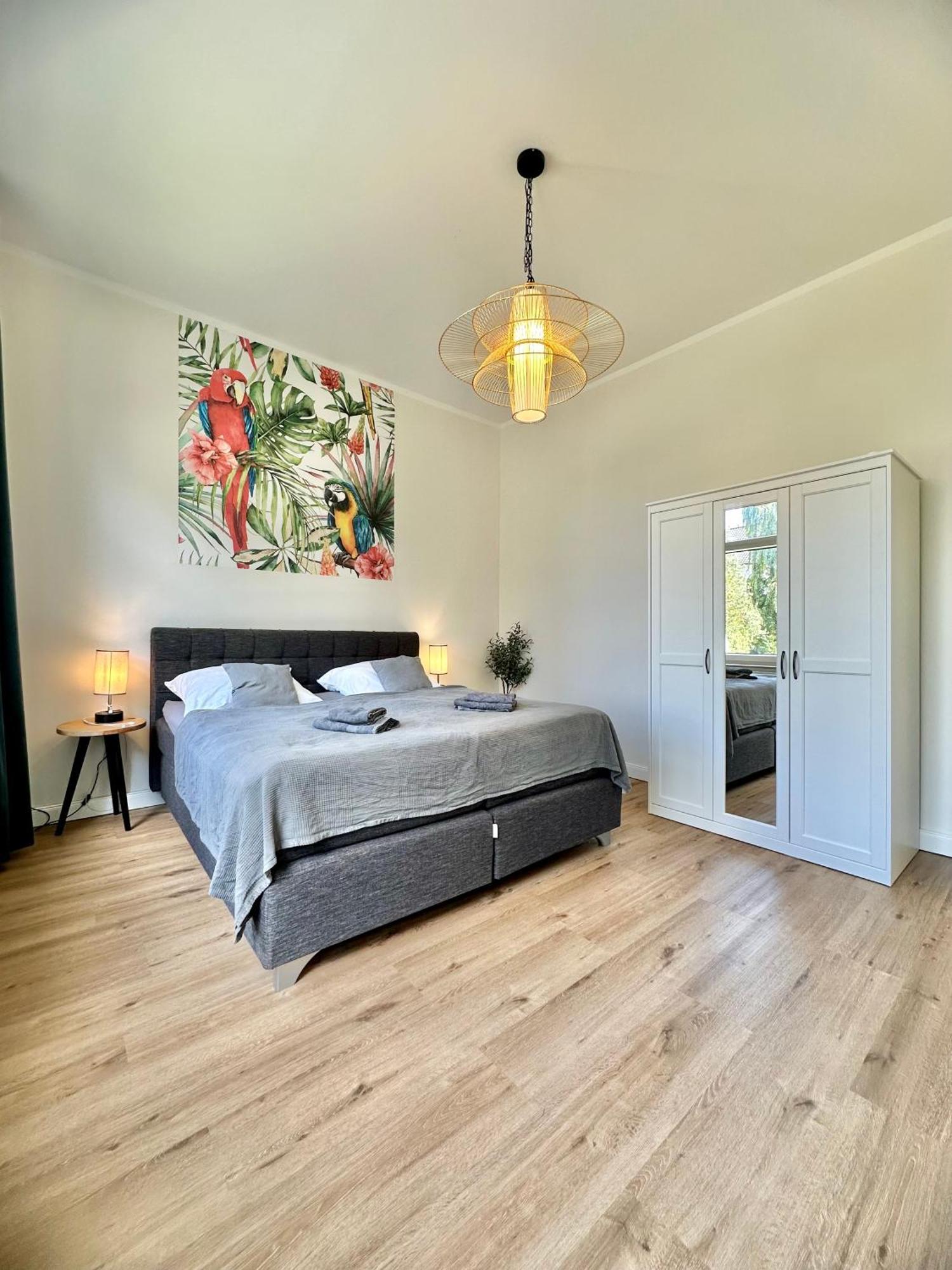 Exklusives City-Apartment Im Herzen Oldenburgs Mit Balkon Und Parkplatz A36 Exteriör bild
