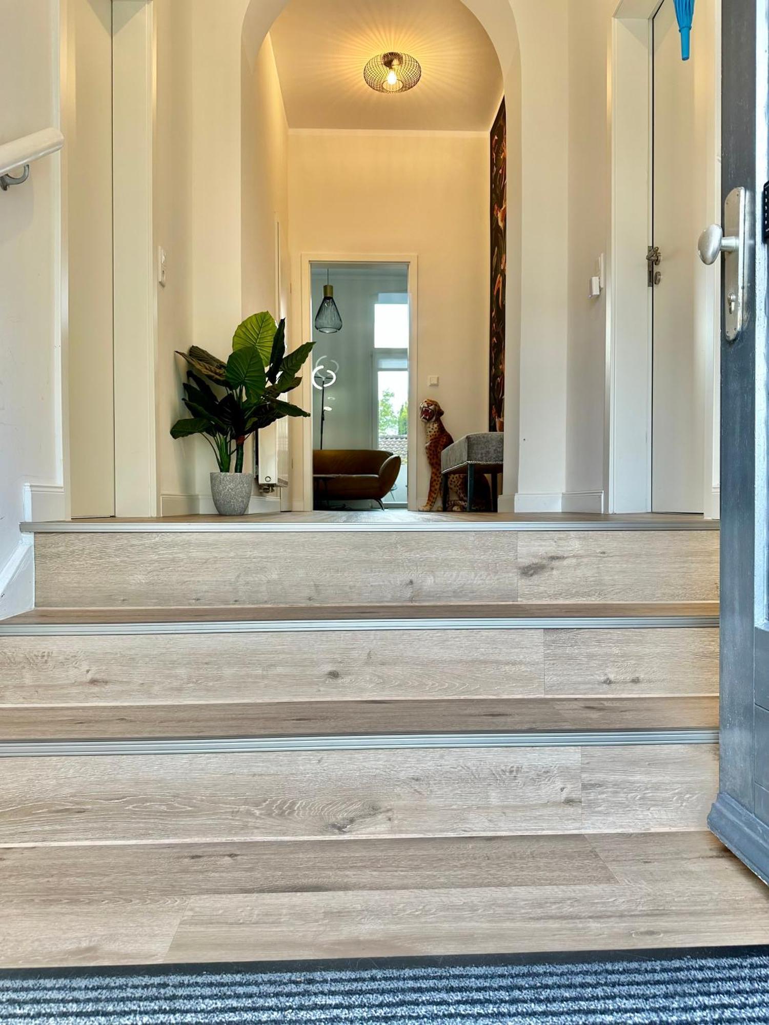 Exklusives City-Apartment Im Herzen Oldenburgs Mit Balkon Und Parkplatz A36 Exteriör bild