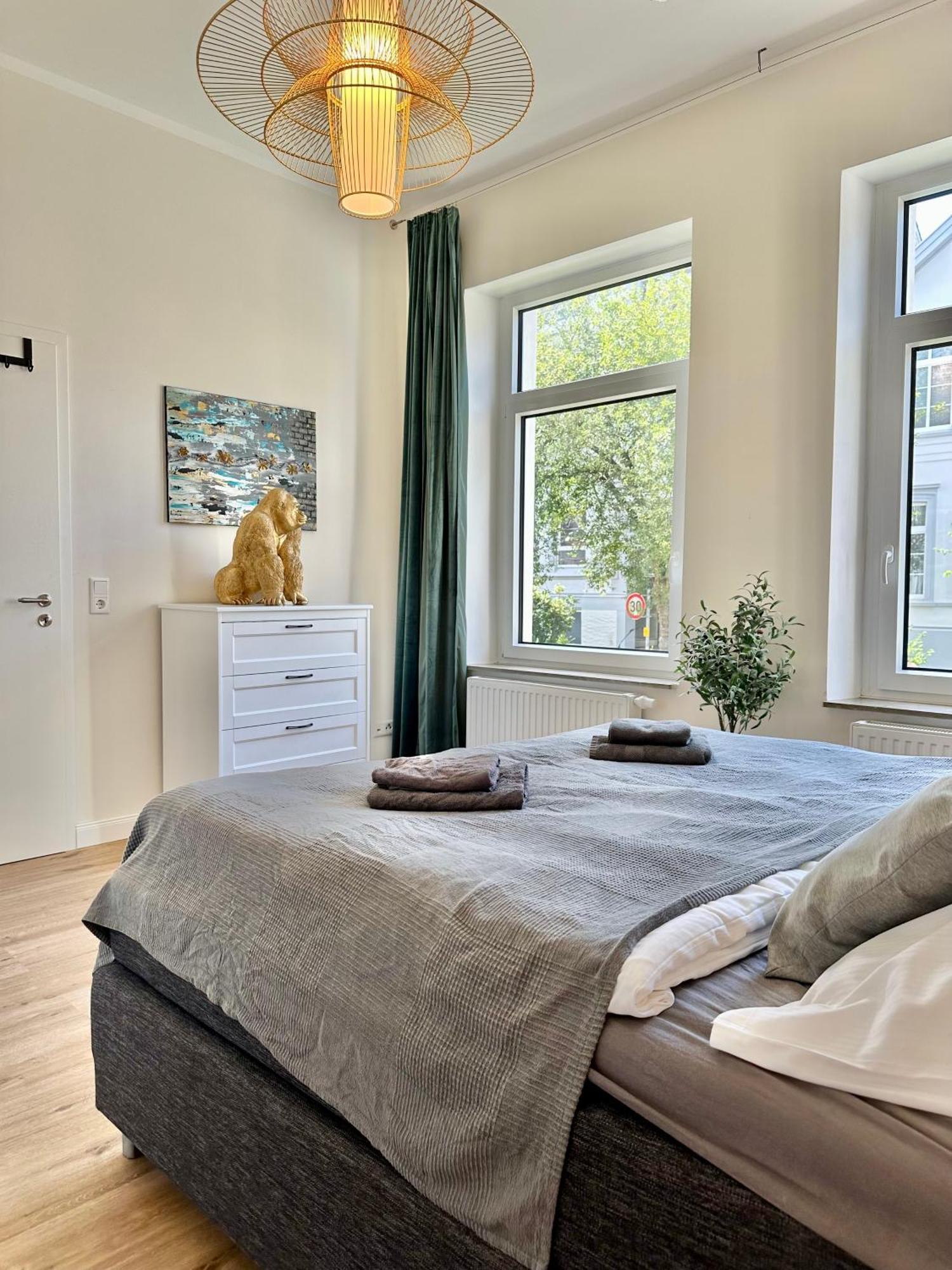 Exklusives City-Apartment Im Herzen Oldenburgs Mit Balkon Und Parkplatz A36 Exteriör bild